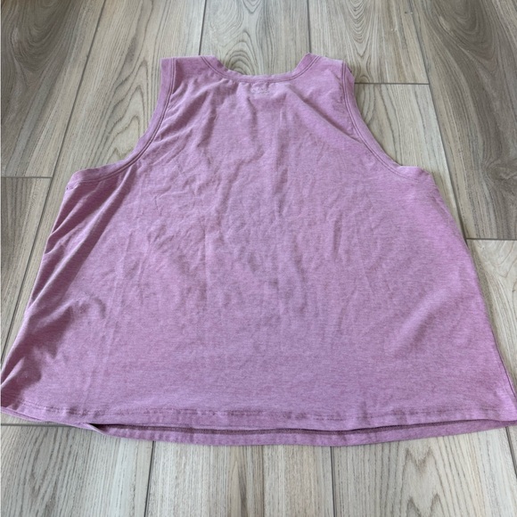 Beyond Yoga Featherweight Rebalance Tank Top - Picture 4 of 5